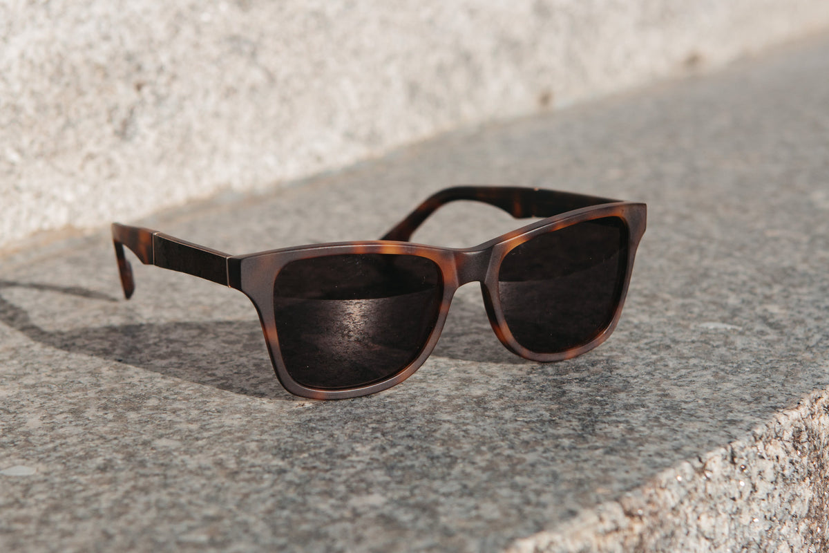 Shwood Canby XL Matte Brindle with Elm Burl