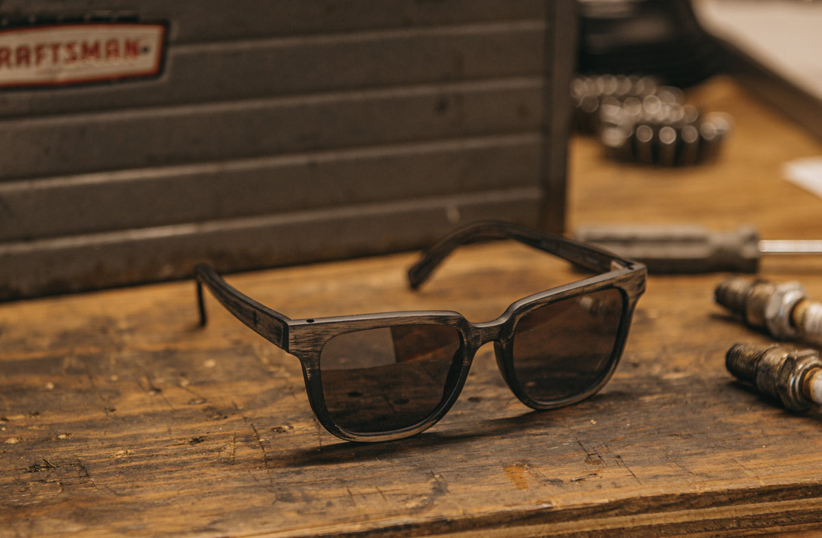 Shwood Prescott Distressed Dark Walnut
