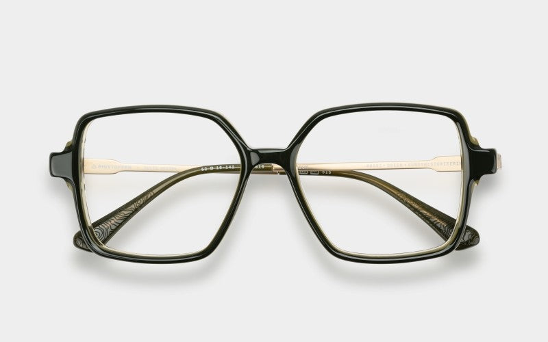 Einstoffen Kunsthistorikerin - Core